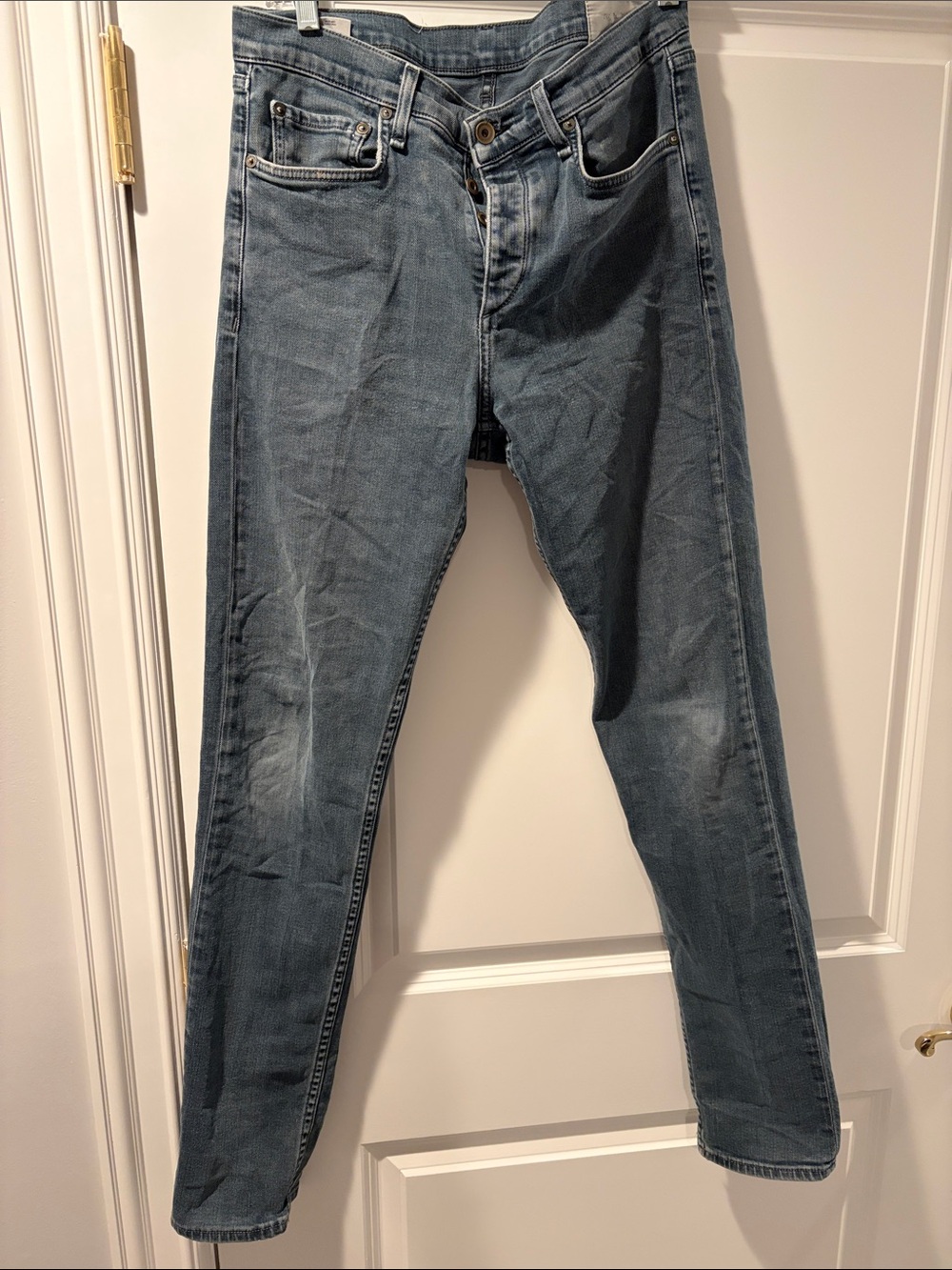 rag & bone Men’s Slim Straight Faded Blue Jeans